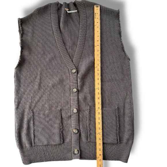 Free People Oakleigh Oversized Sweater Vest in Charcoal Size Large - Picture 11 of 13